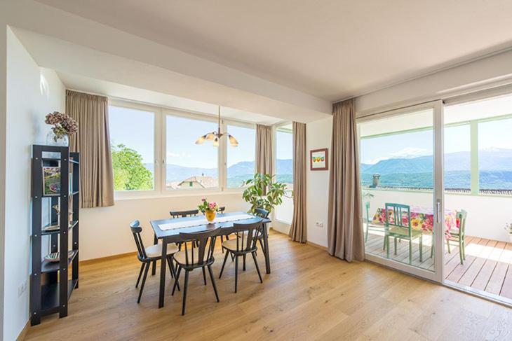 Haus Pobitzer Apartment Caldaro Bagian luar foto
